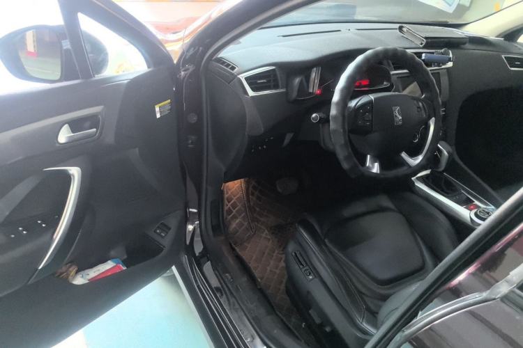 Used DS 6 2016 1.6T Luxury Edition THP160 Driver Seat
