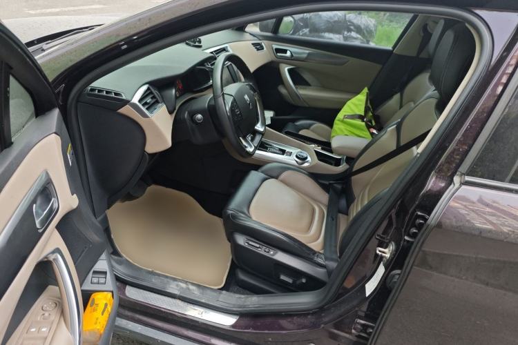 Used DS 6 2016 1.6T Luxury Edition THP160 Driver Seat