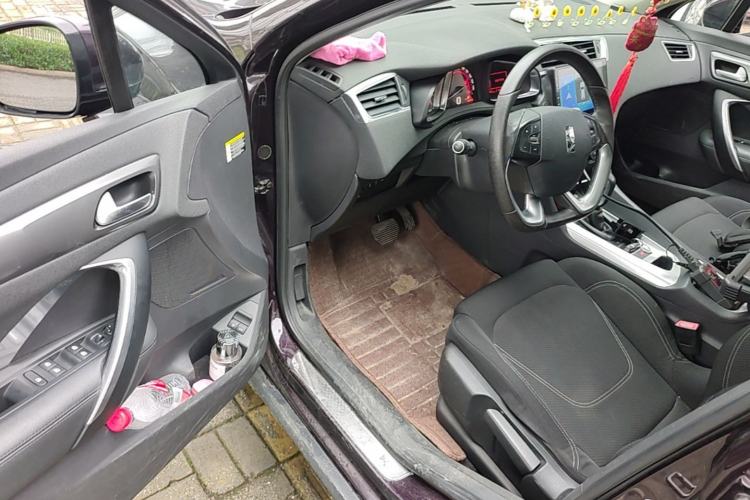 Used DS 6 2016 1.6T Elegant Edition THP160 Driver Seat