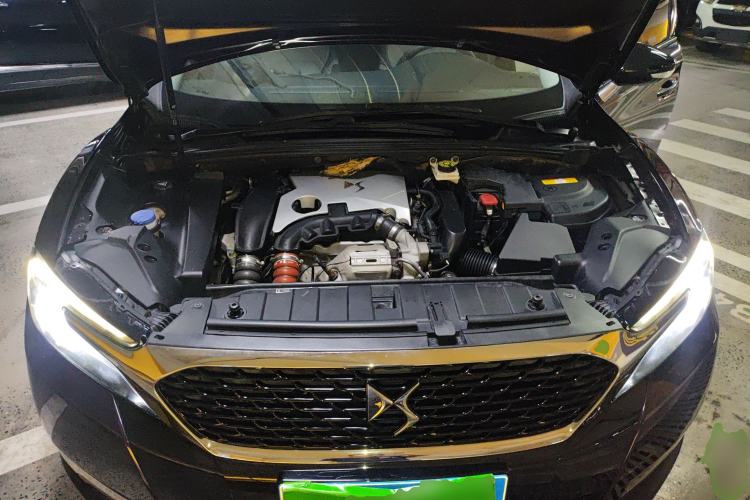 Used DS 6 2016 1.6T Luxury Edition THP160 Engine Bay