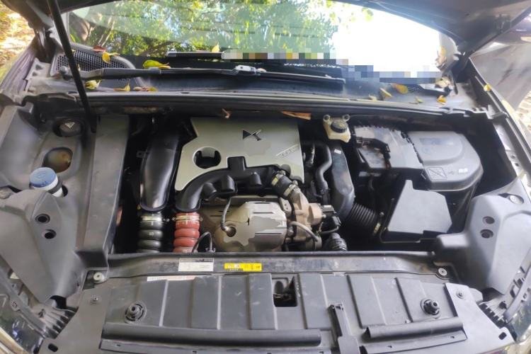 Used DS 6 2016 1.6T Luxury Edition THP160 Engine Bay