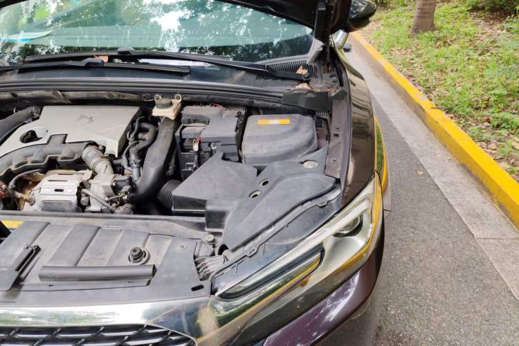 Used DS 6 2016 1.6T Luxury Edition THP160 Engine Bay Left