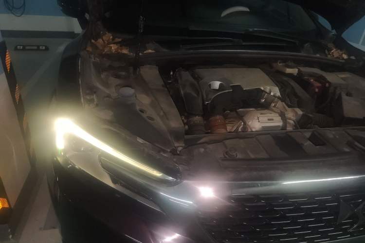 Used DS 6 2016 1.6T Comfort Edition THP160 Engine Bay Right