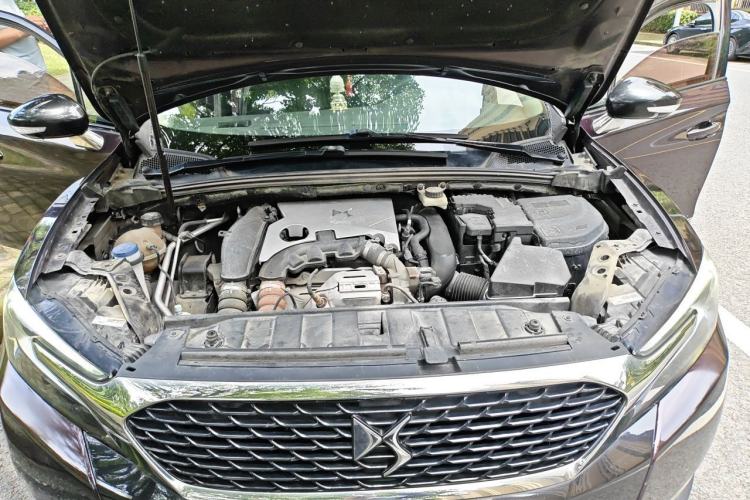 Used DS 6 2016 1.6T Luxury Edition THP160 Engine Bay