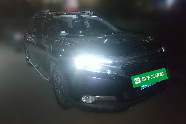 Used DS 6 2016 1.6T Luxury Edition THP160 Front Right 45 Deg