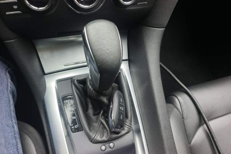 Used DS 6 2016 1.6T Luxury Edition THP160 Gear Lever