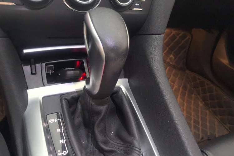 Used DS 6 2016 1.6T Luxury Edition THP160 Gear Lever
