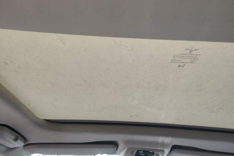 Used DS 6 2016 1.6T Luxury Edition THP160 Headliner