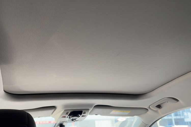 Used DS 6 2016 1.6T Luxury Edition THP160 Headliner