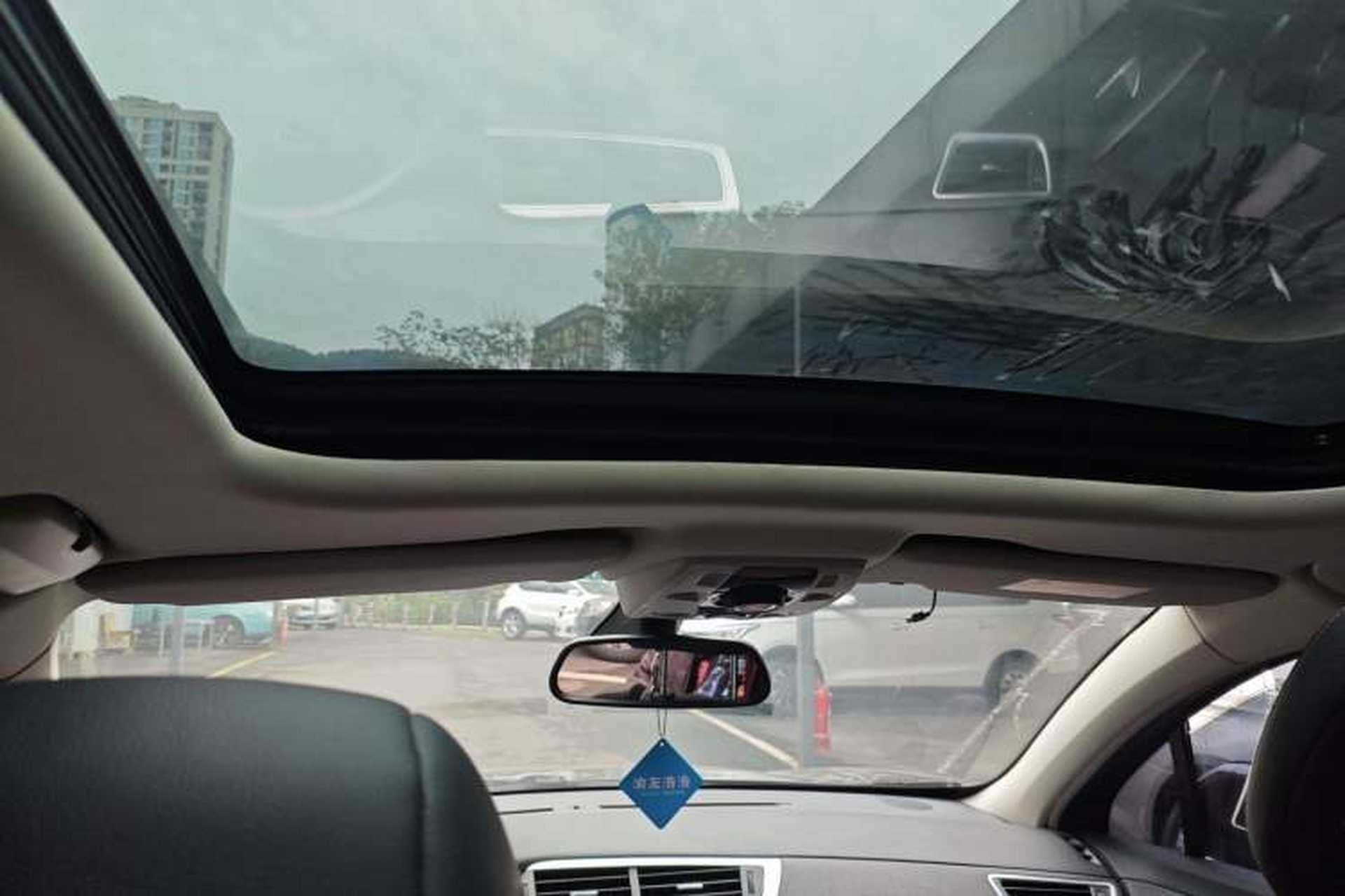 Used DS 6 2016 1.6T Luxury Edition THP160 Headliner