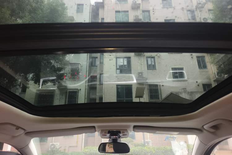 Used DS 6 2016 1.6T Luxury Edition THP160 Headliner