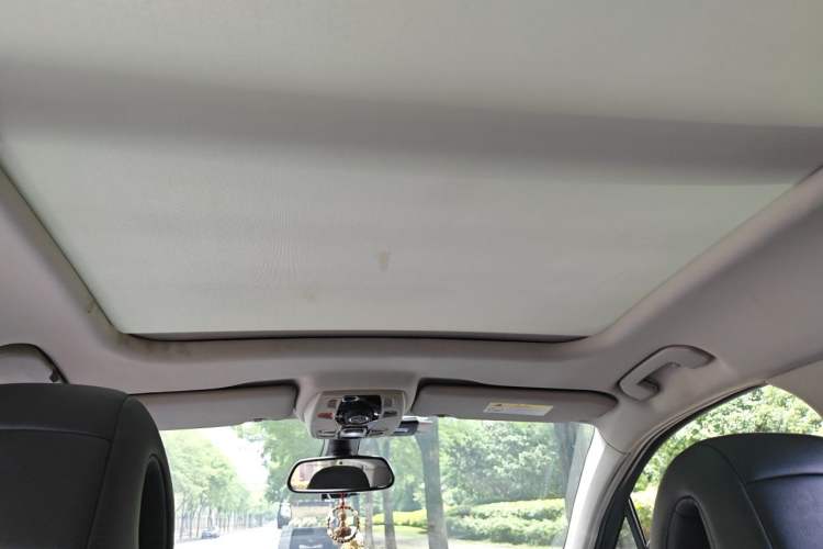 Used DS 6 2016 1.6T Luxury Edition THP160 Headliner