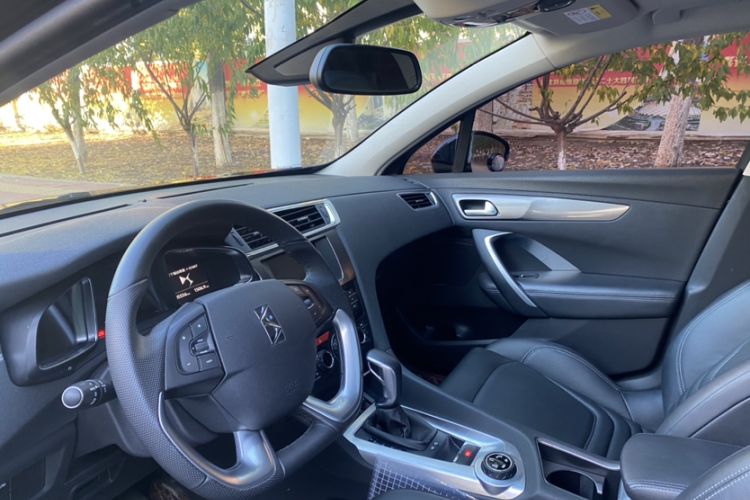 Used DS 6 2016 1.6T Luxury Edition THP160 Interior 1