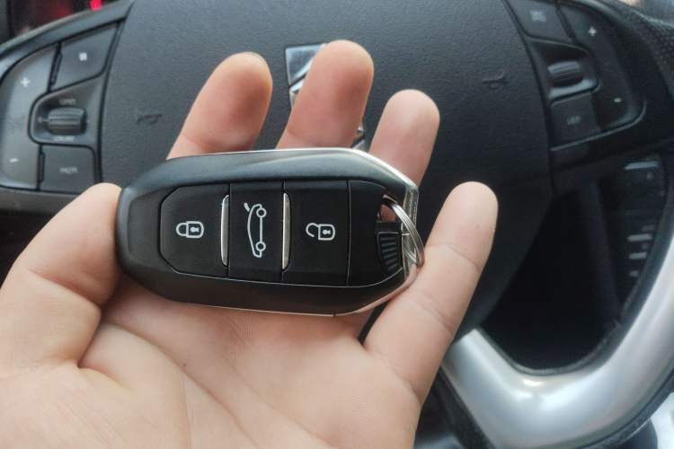 Used DS 6 2016 1.6T Luxury Edition THP160 Interior 1