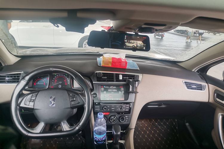 Used DS 6 2016 1.6T Luxury Edition THP160 Interior 2