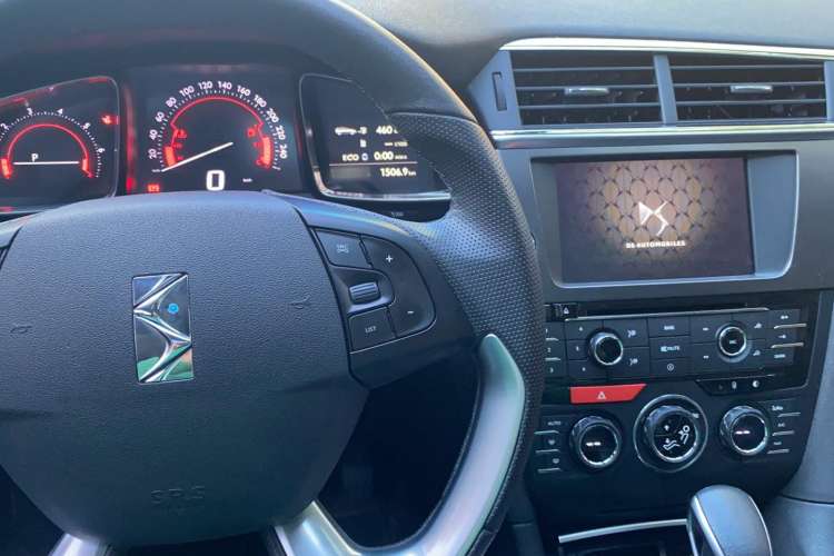 Used DS 6 2016 1.6T Luxury Edition THP160 Interior 5