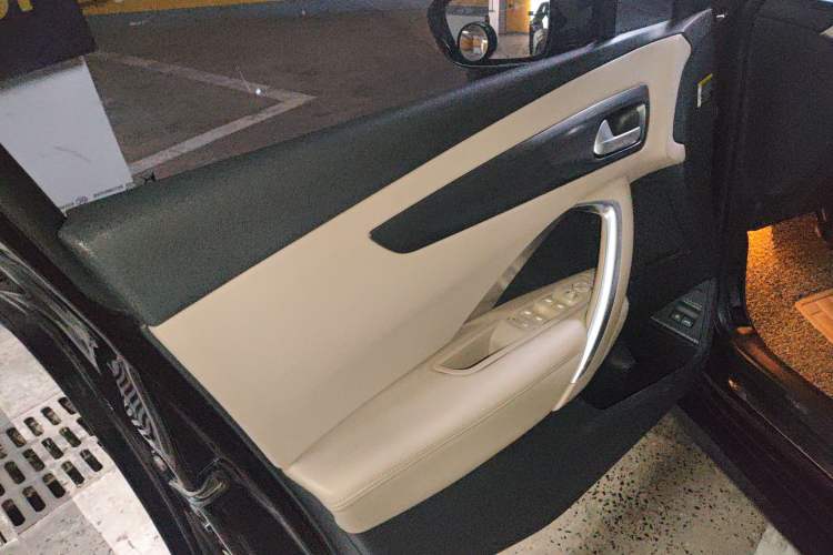 Used DS 6 2016 1.6T Luxury Edition THP160 Interior 7