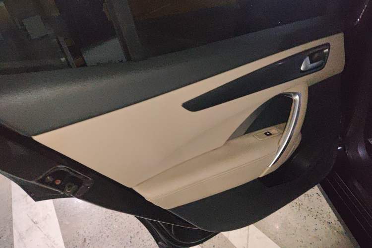 Used DS 6 2016 1.6T Luxury Edition THP160 Interior 8
