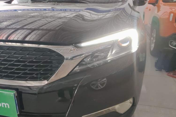 Used DS 6 2016 1.6T Luxury Edition THP160 Left Front Headlight