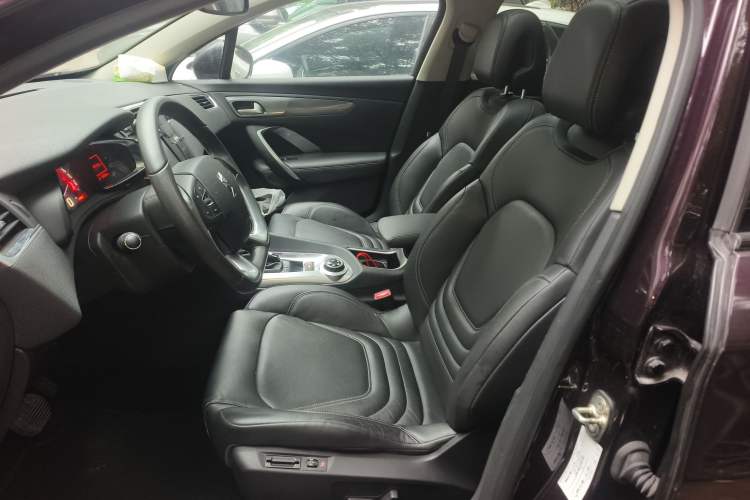 Used DS 6 2016 1.6T Luxury Edition THP160 Left Front Seat