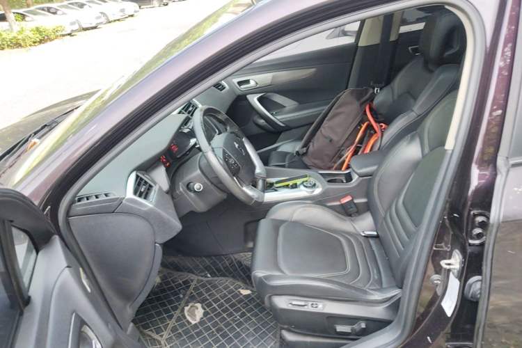 Used DS 6 2016 1.6T Luxury Edition THP160 Left Front Seat