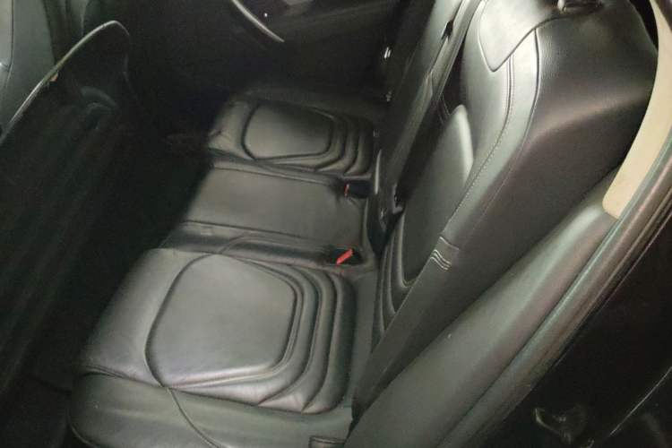 Used DS 6 2016 1.6T Luxury Edition THP160 Left Rear Seat
