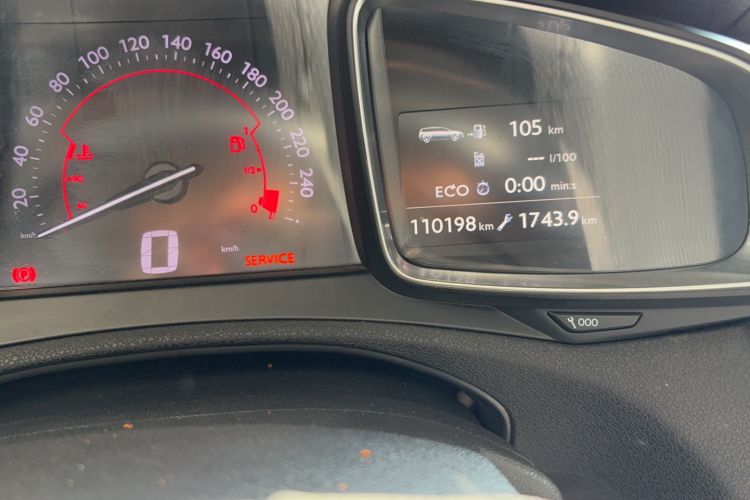 Used DS 6 2016 1.6T Luxury Edition THP160 Odometer Close Up