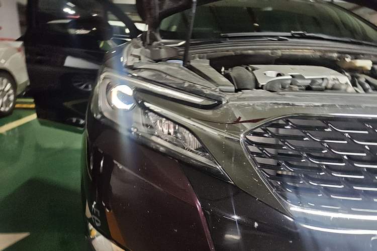 Used DS 6 2016 1.6T Luxury Edition THP160 Right Front Headlight