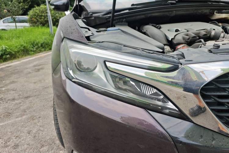 Used DS 6 2016 1.6T Luxury Edition THP160 Right Front Headlight