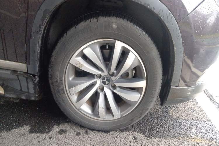 Used DS 6 2016 1.6T Luxury Edition THP160 Right Front Wheel Hub