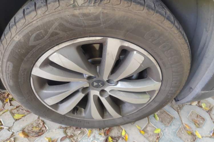 Used DS 6 2016 1.6T Luxury Edition THP160 Right Front Wheel Hub