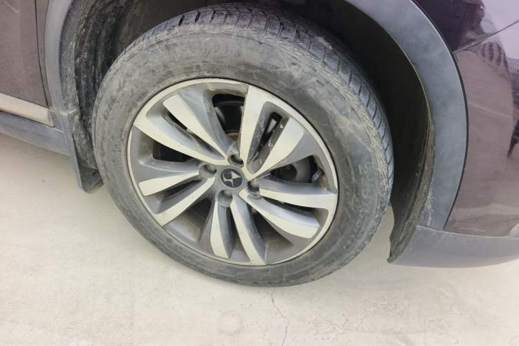Used DS 6 2016 1.6T Luxury Edition THP160 Right Front Wheel Hub