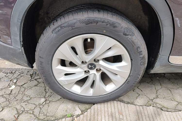 Used DS 6 2016 1.6T Elegant Edition THP160 Right Rear Wheel Hub