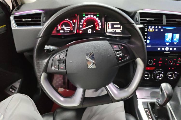 Used DS 6 2016 1.6T Luxury Edition THP160 Steering Wheel