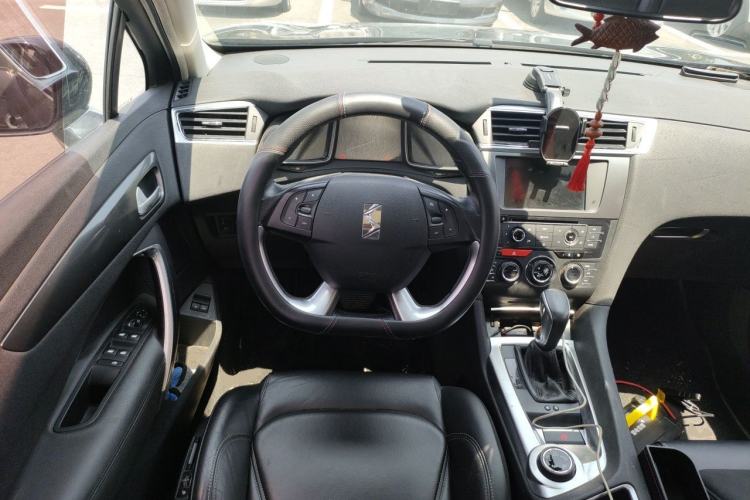Used DS 6 2016 1.6T Luxury Edition THP160 Steering Wheel