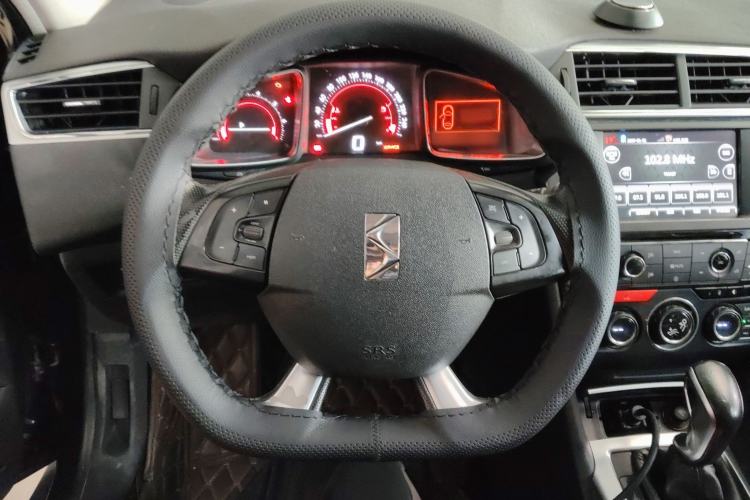 Used DS 6 2016 1.6T Luxury Edition THP160 Steering Wheel