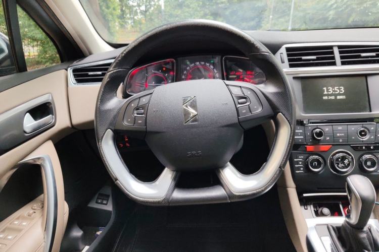 Used DS 6 2016 1.6T Luxury Edition THP160 Steering Wheel