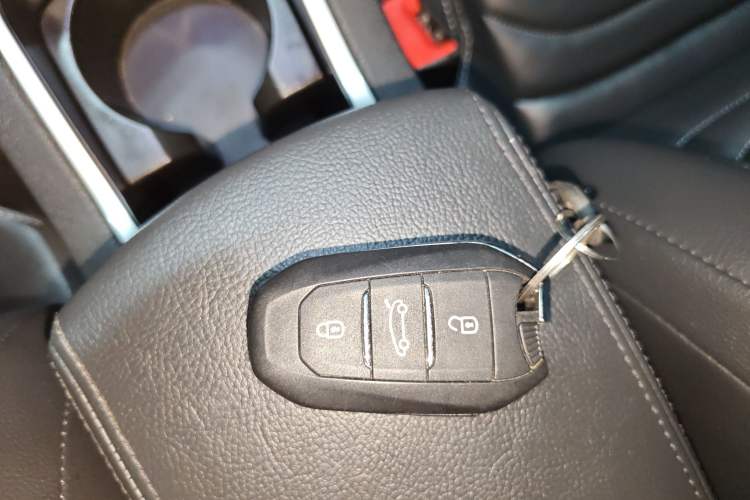 Used DS 6 2016 1.6T Luxury Edition THP160 Vehicle Key