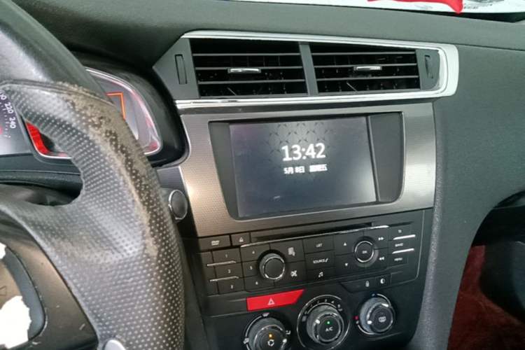 Used DS 6 2016 1.6T Elegant Edition THP160 Audio And AC Panel