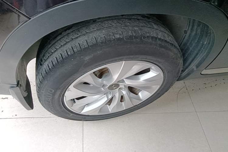 Used DS 6 2016 1.6T Elegant Edition THP160 Right Rear Wheel Hub