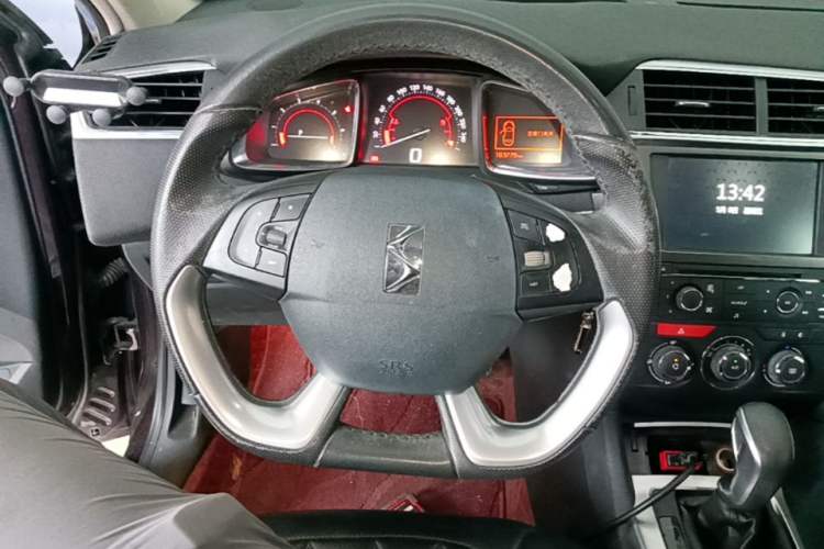 Used DS 6 2016 1.6T Elegant Edition THP160 Steering Wheel