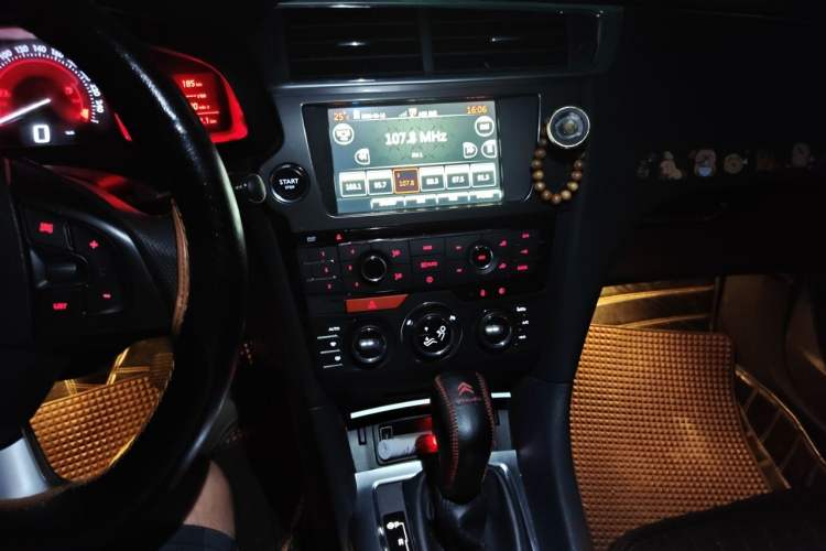 Used DS 6 2016 1.6T Luxury Edition THP160 Audio And AC Panel