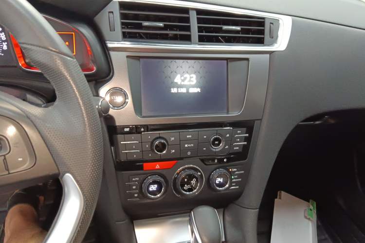 Used DS 6 2016 1.6T Luxury Edition THP160 Audio And AC Panel