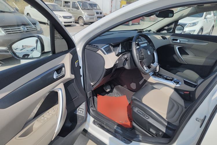 Used DS 6 2016 1.6T Luxury Edition THP160 Driver Seat