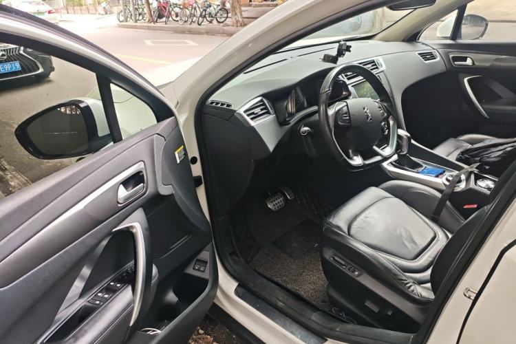 Used DS 6 2016 1.6T Luxury Edition THP160 Driver Seat