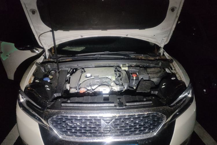 Used DS 6 2016 1.6T Luxury Edition THP160 Engine Bay