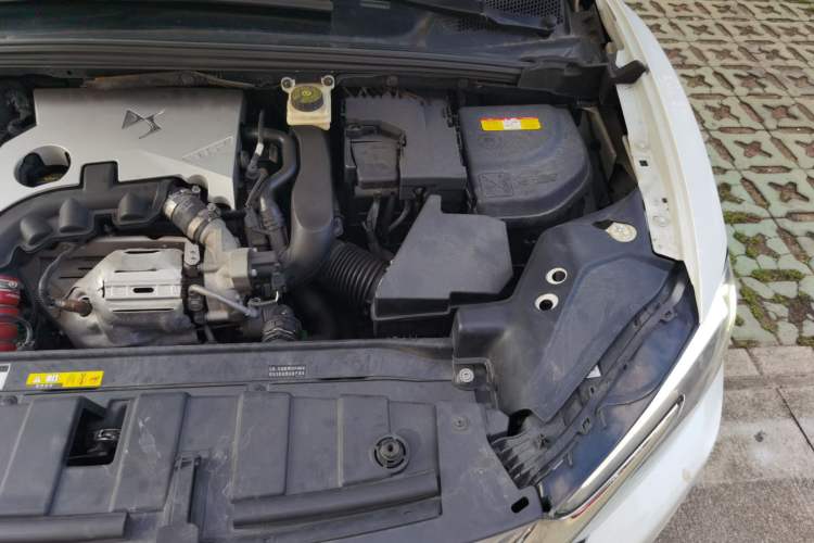 Used DS 6 2016 1.6T Elegant Edition THP160 Engine Bay Left