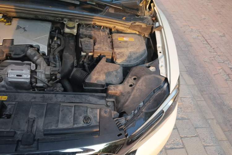 Used DS 6 2016 1.6T Luxury Edition THP160 Engine Bay Left