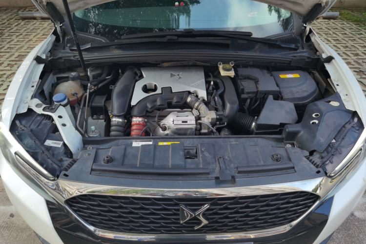 Used DS 6 2016 1.6T Elegant Edition THP160 Engine Bay