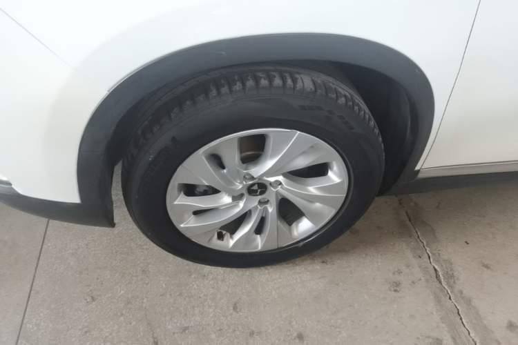 Used DS 6 2016 1.6T Elegant Edition THP160 Exterior 4